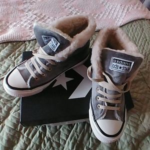 High top grey fleece lined shoes